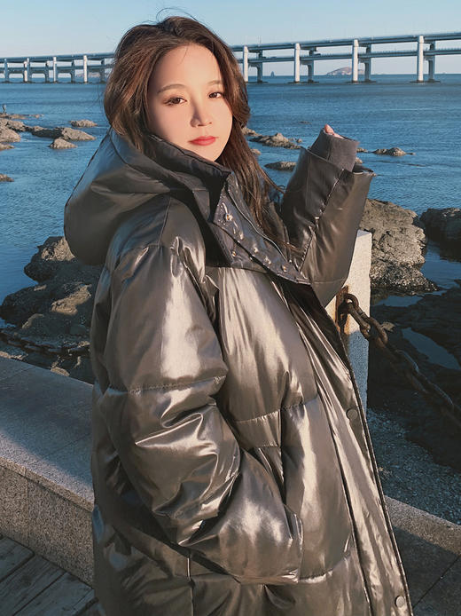 【100%纯棉 靓丽街头】2021新款长款亮皮连帽棉服 商品图2