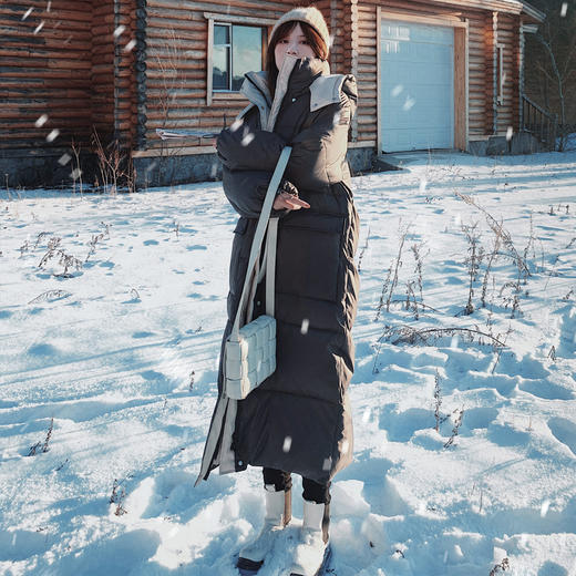 【国标90绒】极寒羽绒服女毛领长款冬季经典显瘦羽绒服 商品图1