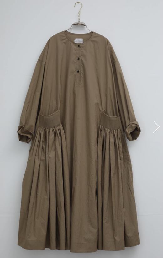 ECOLE DE CURIOSITES 卡其/黑色 风琴褶皱连衣裙 商品图6