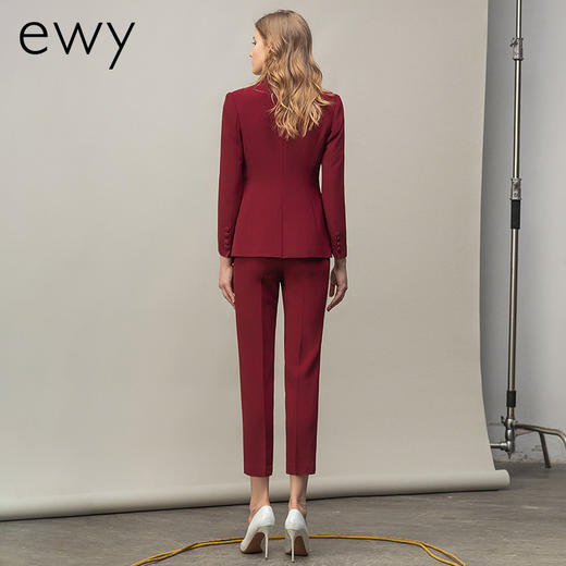 高端大气红色职业西装套装秋冬新款修身主持人上镜装工作服 商品图3