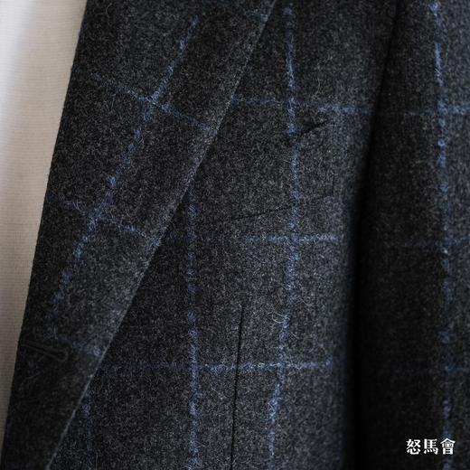Stylbiella Super 100's 澳洲美丽诺羊毛碳灰色蓝窗格纹粗纺法兰绒套装 商品图9