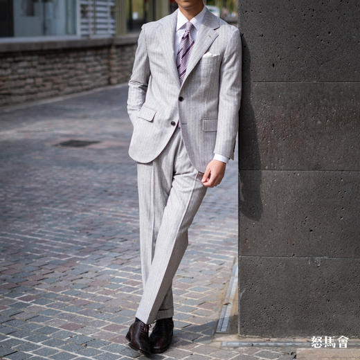 Stylbiella Super 100's 澳洲美丽诺羊毛浅灰色白条纹套装 商品图5