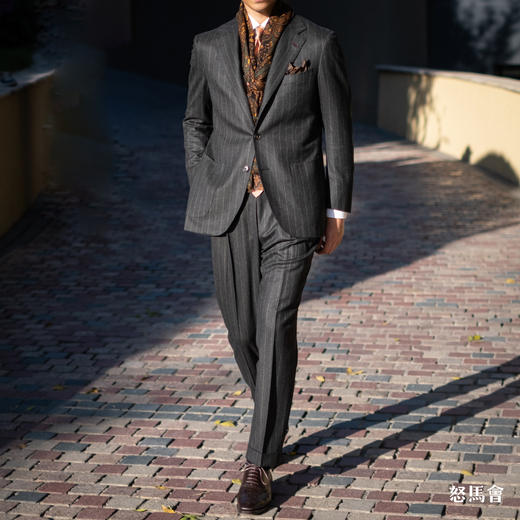 Stylbiella Super 120's 澳洲美丽诺羊毛墨绿色棕条纹套装 商品图2