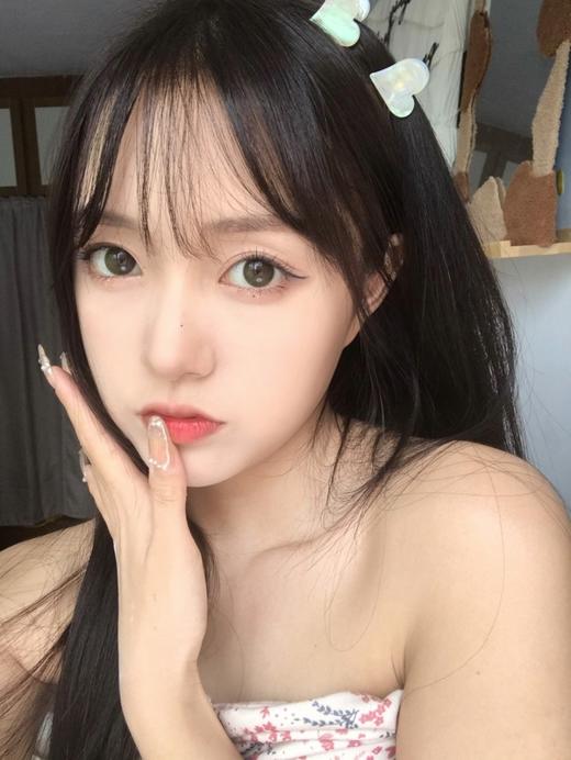 【小红书推荐carecon日抛小青蛙 直径14.5/着色13.9，68/一盒，111/两盒，168/三盒，499/十盒，899/20盒，1111/30盒，如需佩戴工具请备注哦！11月15号结束 商品图12