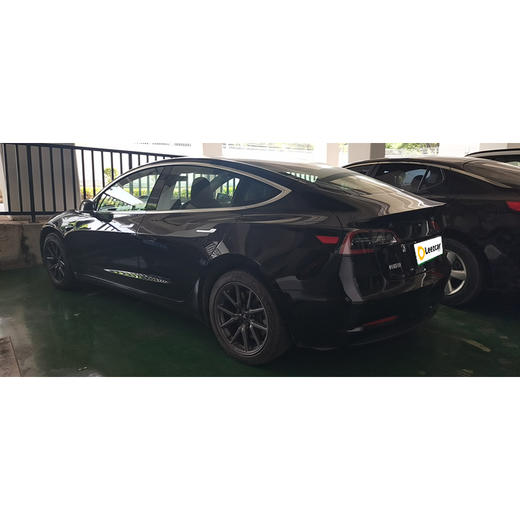 特斯拉 Model3 标准续航后驱升级版 【月租-深圳】 商品图2
