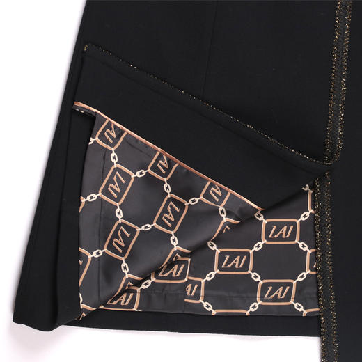 LAI睐高腰节大伞摆边缘镶嵌轻奢大衣320012 商品图2