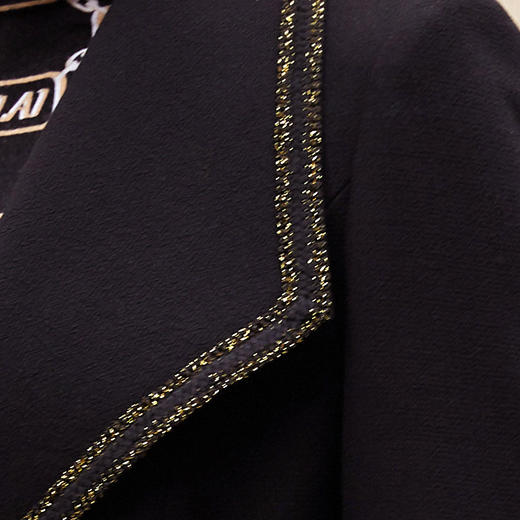 LAI睐高腰节大伞摆边缘镶嵌轻奢大衣320012 商品图5