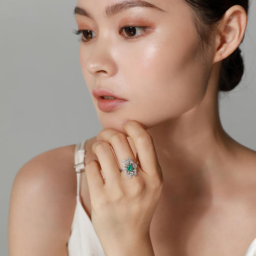 【蝶翼】JULEE JULEE茱俪珠宝 18K白金祖母绿钻石 白蓝宝戒指 商品图2