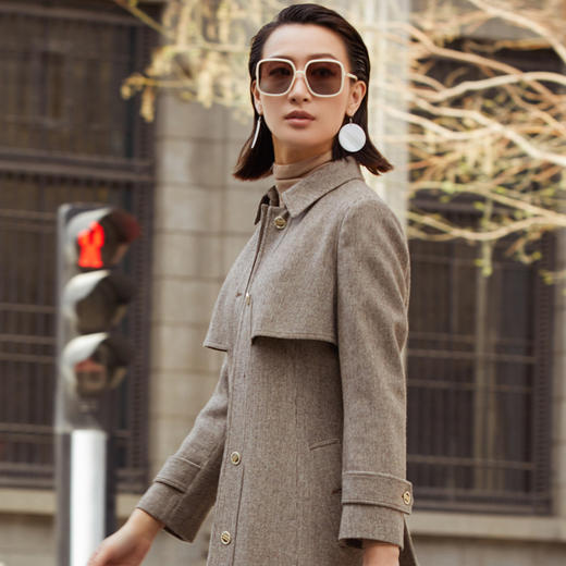 LAI睐复古时髦微型千鸟格纹立体感大衣	320031 商品图2