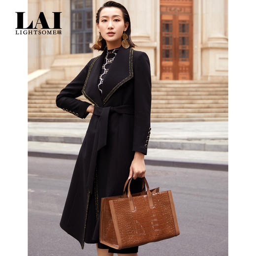 LAI睐高腰节大伞摆边缘镶嵌轻奢大衣320012 商品图0