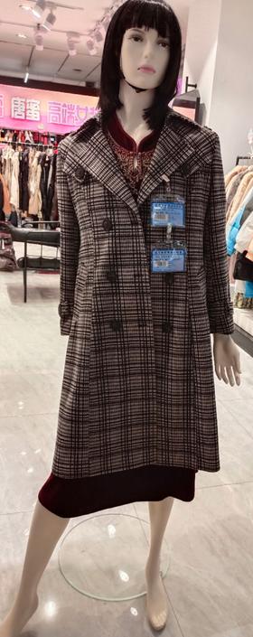 欣伊卡璐7767款风衣