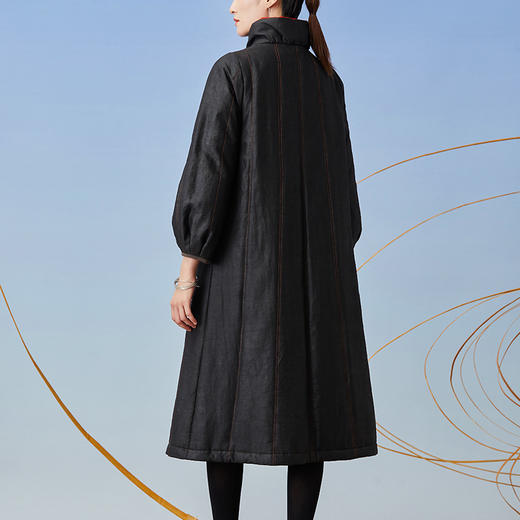 TANGY Collection/天意精品2021年秋冬新品撞色包边宽松廓型收腰莨绸香云纱棉衣 商品图2
