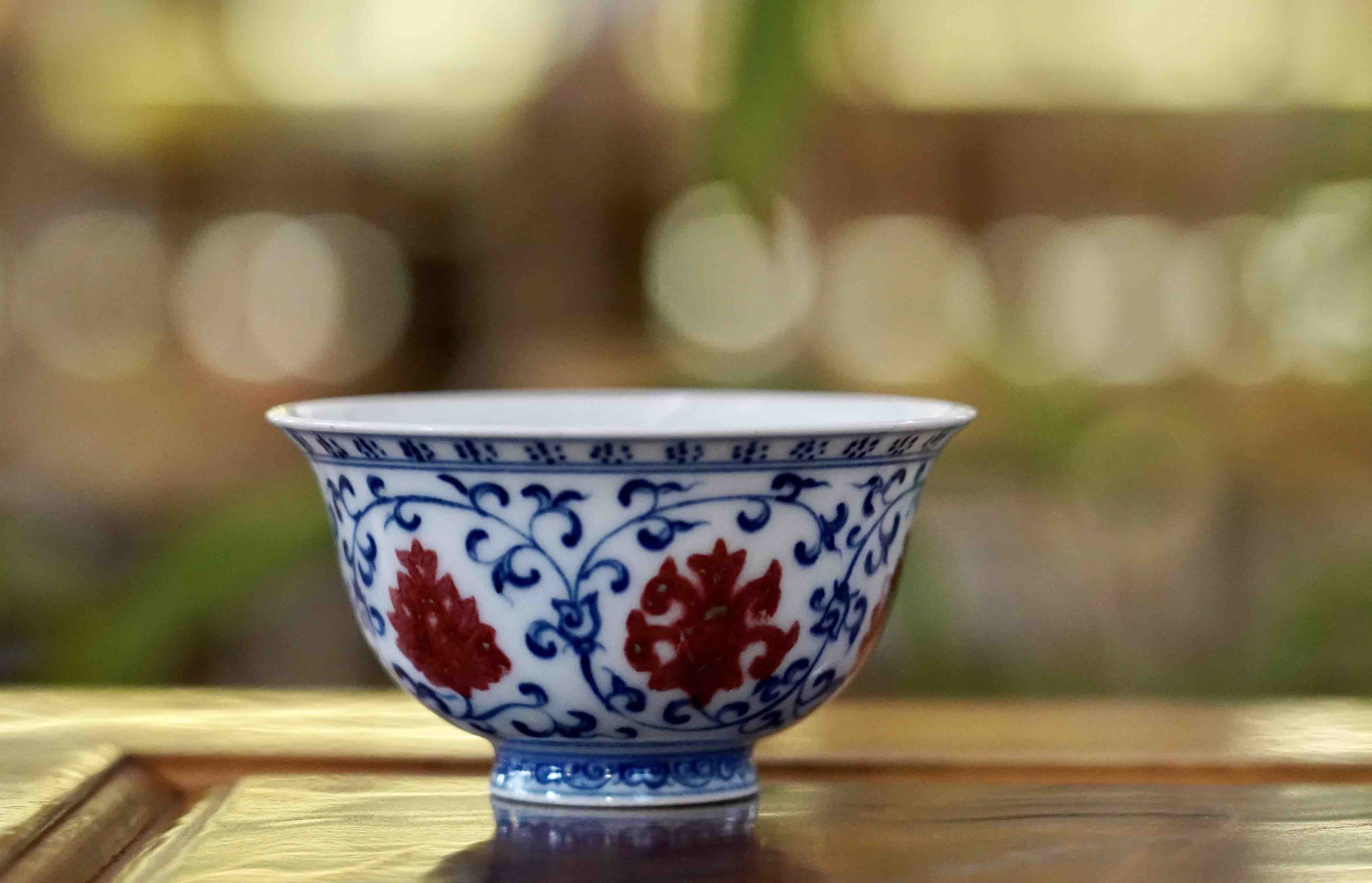 青花釉里红仿古杯  撇口杯