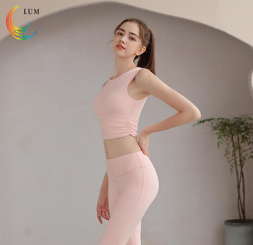 LUM39863露檬瑜伽运动背心双面磨毛面料（含胸垫） 商品图1