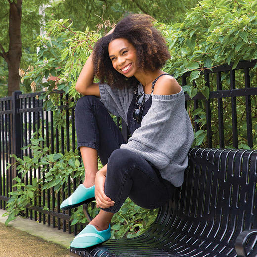 【双十一特价】美国FITKICKS时尚超轻防打滑暖暖鞋|弹力鞋|秋冬棉鞋|家居鞋|毛毛鞋|双层保暖，舒适透气不闷脚抗菌除臭，360°弯曲折叠 商品图5