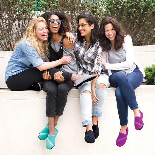 【双十一特价】美国FITKICKS时尚超轻防打滑暖暖鞋|弹力鞋|秋冬棉鞋|家居鞋|毛毛鞋|双层保暖，舒适透气不闷脚抗菌除臭，360°弯曲折叠 商品图2