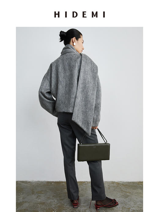 HIDEMI 水墨灰马海毛可拆卸围巾设计感短款茧型两件套大衣 商品图7