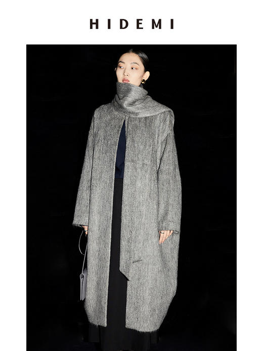 HIDEMI 水墨灰马海毛可拆卸围巾设计感长款茧型两件套大衣 商品图3