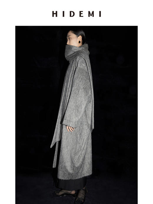HIDEMI 水墨灰马海毛可拆卸围巾设计感长款茧型两件套大衣 商品图9