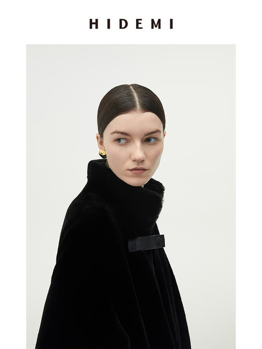 HIDEMI 黑色皮毛一体简约皮襻设计感中长款大衣 商品图9