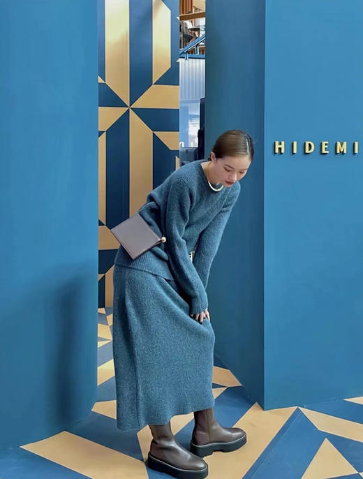 HIDEMI 琥珀蓝羊驼绒套装 毛衣/半身裙 商品图3