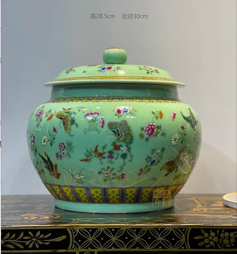 豆青古彩蝶恋花大茶罐 商品图0