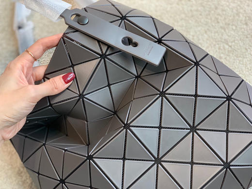 三宅一生-磨砂黑 商品图6