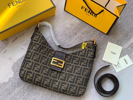 FD牛角包-金扣 商品图0