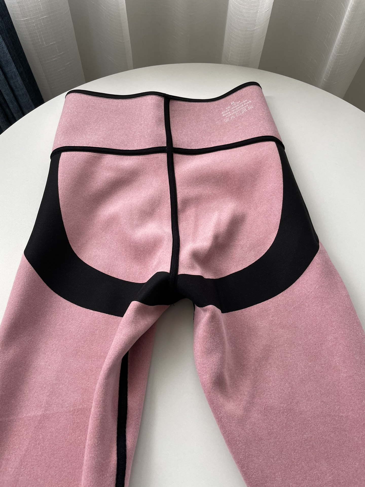 ugg 暖冬樱花绒鲨鱼裤