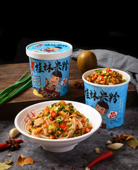 崇善桂林米粉切粉宽粉140g桶装传统味老坛酸菜味 商品图1