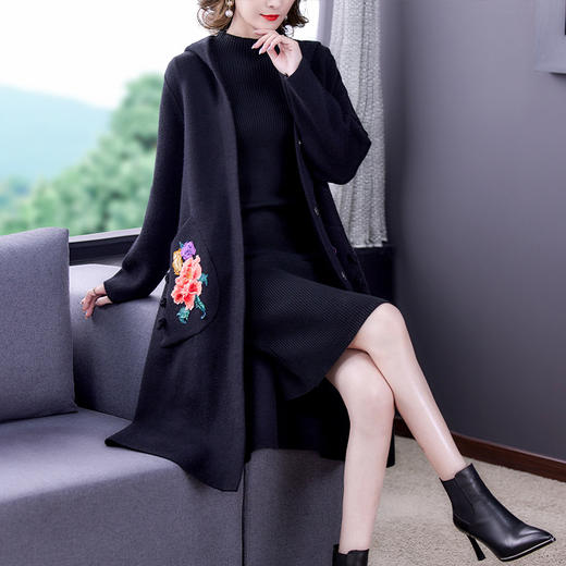 AHM  yslg8608复古气质宽松显瘦中长款外套 商品图1