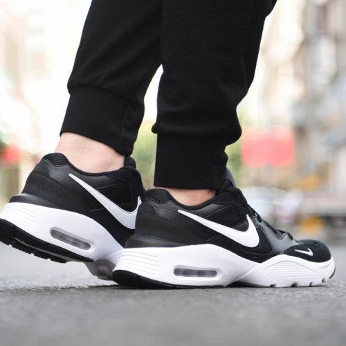 NIKE/耐克 21年春夏新品 男款 AIR MAX 舒适 轻便 透气 运动 跑步鞋 CJ1670-002 商品图4
