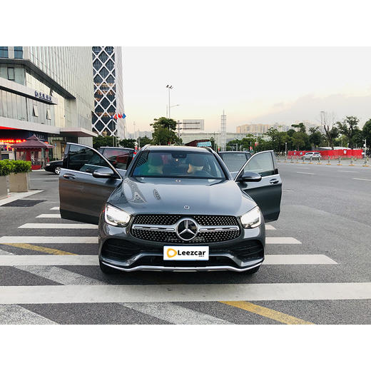 奔驰 GLC 300L 4MATIC 动感型 【月租-深圳】 商品图1