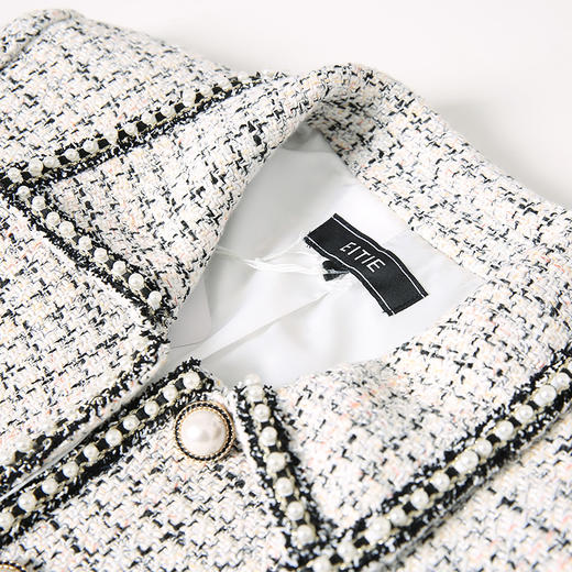 EITIE爱特爱春季新款粗花呢气质翻领修身显瘦时尚格子短外套A2203901 商品图8