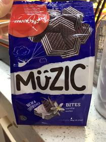 MUZIC马奇新新妙乐香草巧克力味威化干90g