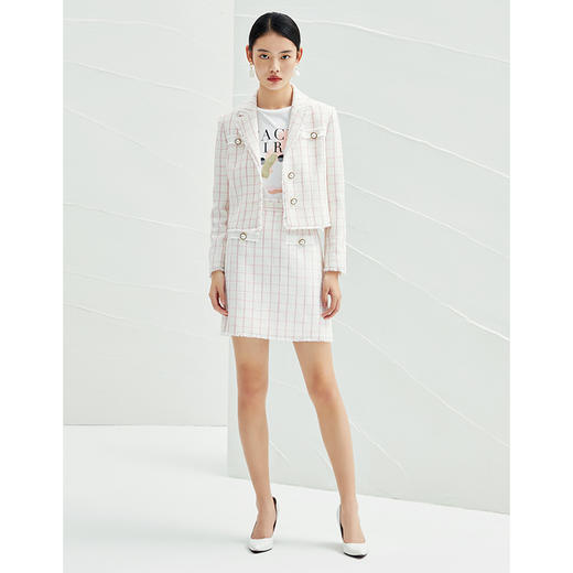 EITIE爱特爱春季新款格子气质翻领修身显瘦百搭简约女短外套A2203905 商品图1