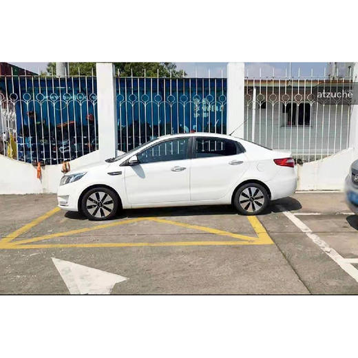 起亚 K2 三厢 1.6L AT Premium纪念版【长租-深圳】 商品图2