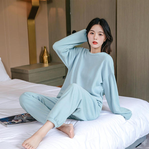 【秋冬新款摇粒绒情侣保暖睡衣 双面澳粒绒猫爪套装】居家休闲范，双面澳粒绒，保暖堪比羽绒热度，体验轻薄保暖，情侣款式随心挑选 商品图2