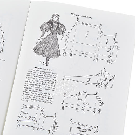 【中商原版】59 Authentic TurnoftheCentury Fashion Patterns 进口艺术 女装服装设计细节裁剪纸样制版 商品图6
