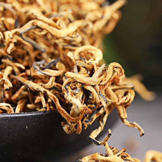 93    金丝滇红 250克盒装 云南凤庆古树金丝滇红茶 全嫩芽新品凤庆红茶 商品图3