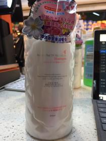 八仟代西班牙坚果油滋润洗发水800ml