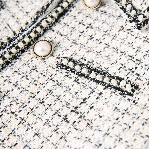 EITIE爱特爱春季新款粗花呢气质翻领修身显瘦时尚格子短外套A2203901 商品图6