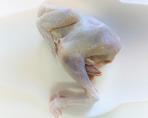 【冷冻】仔仔鸡1只整只-运输过程会解冻 商品图0