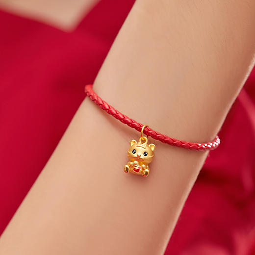 潮宏基爱乐虎系列虎小康足金挂坠 商品图7