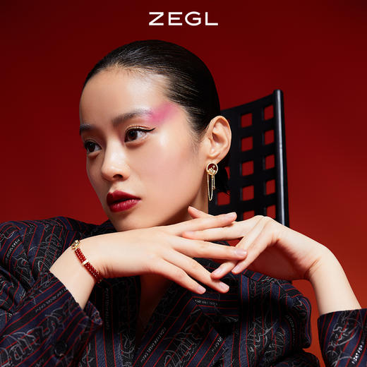 ZEGL设计师虎年本命年贪睡虎耳环女红玛瑙银针耳饰品 商品图2