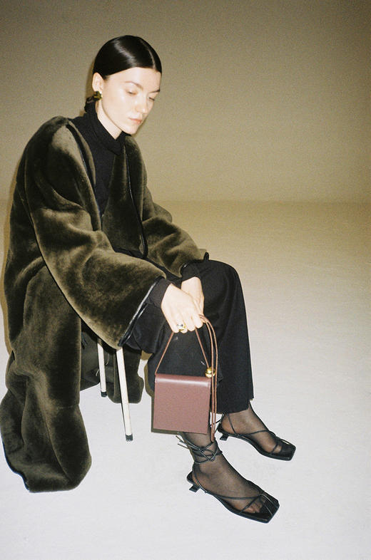 HIDEMI 海藻绿皮毛一体拼皮边系带设计感长款大衣 商品图13