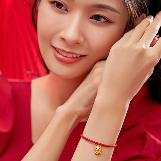 潮宏基爱乐虎系列虎小康足金挂坠 商品图4