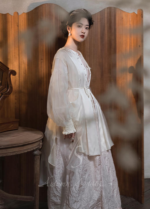 Renlisu ×AS 皓白色泡泡袖真丝缎罩衫 商品图1