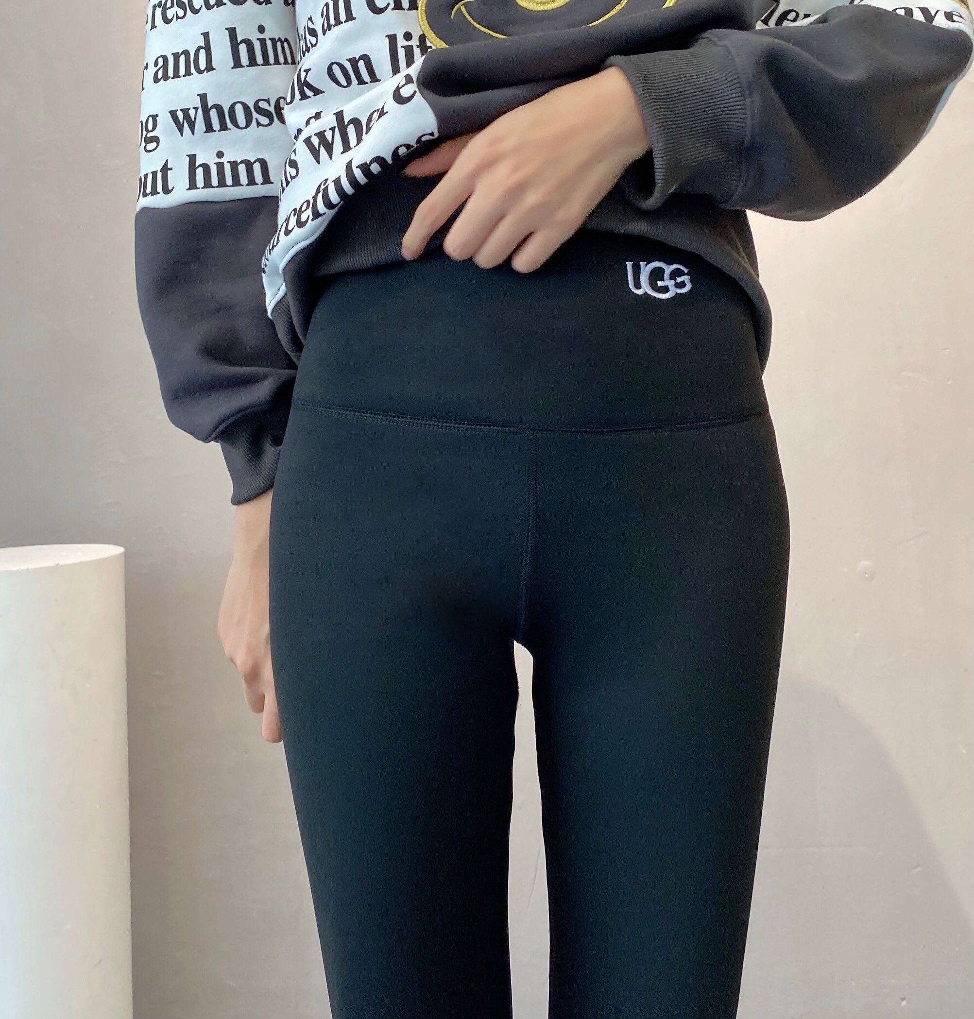 ugg 暖冬樱花绒鲨鱼裤