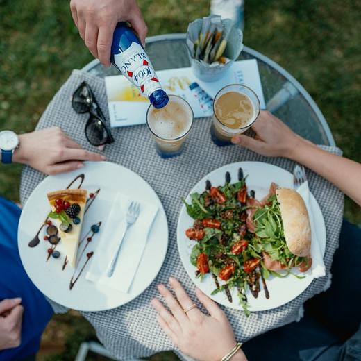 【部分地区缺货预售，现货48h发货】1664白啤218ml*24瓶啤酒 商品图1